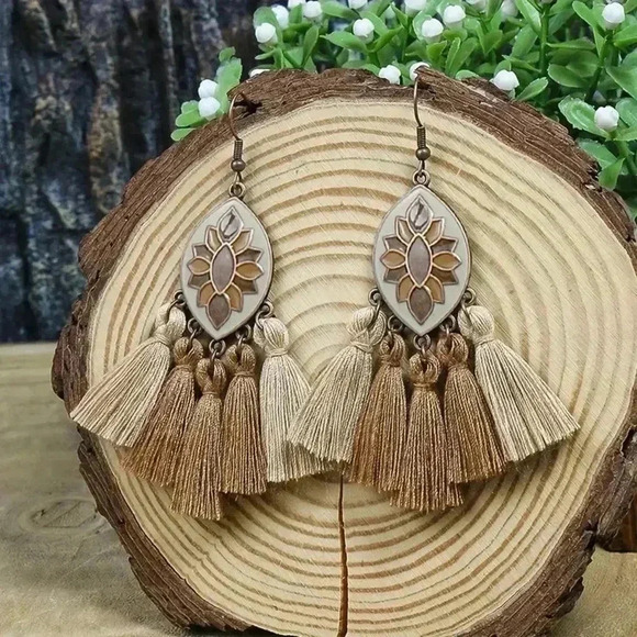 🔵NEW Boho Geometric Tassel Earrings - Picture 1 of 4